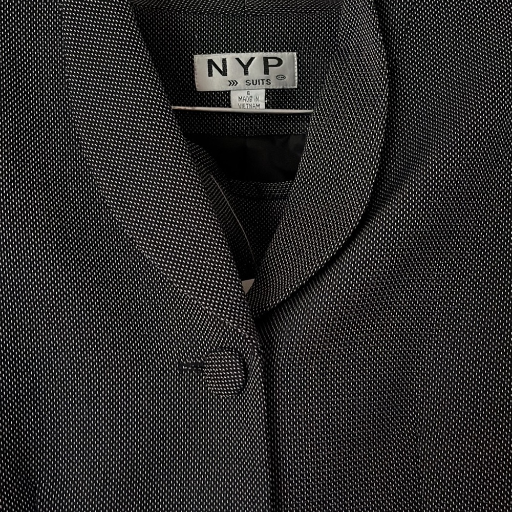 Tailored Women’s Suit (skirt)